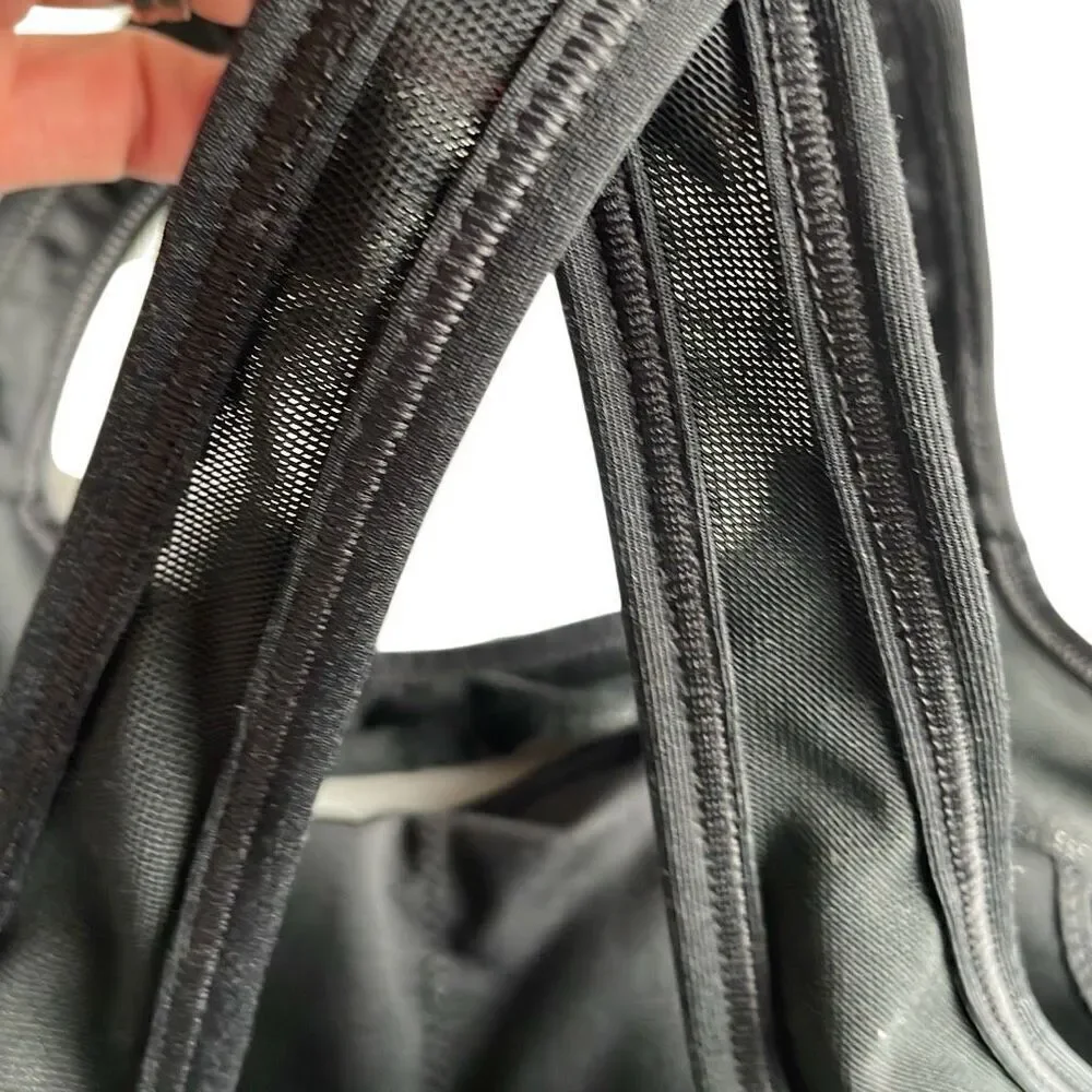EUC! Nike Black Sports Bra Cut w/ Cut Out, Mesh Trim, Cross Back - Size XS